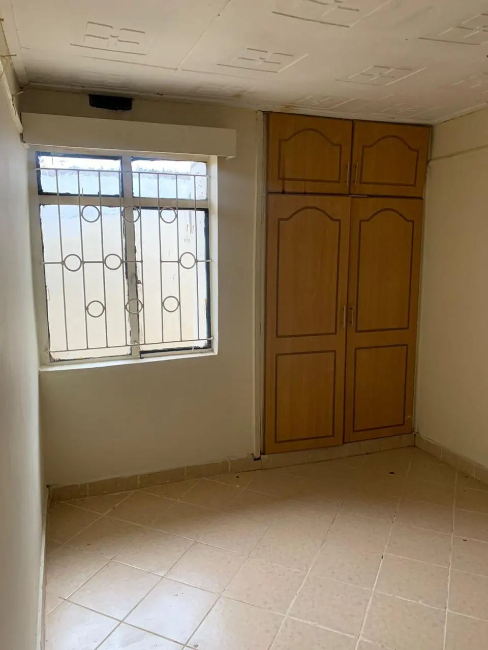 3 bedrooms bungalow in donholm