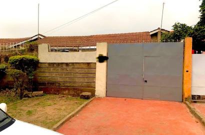 3 bedrooms bungalow in donholm