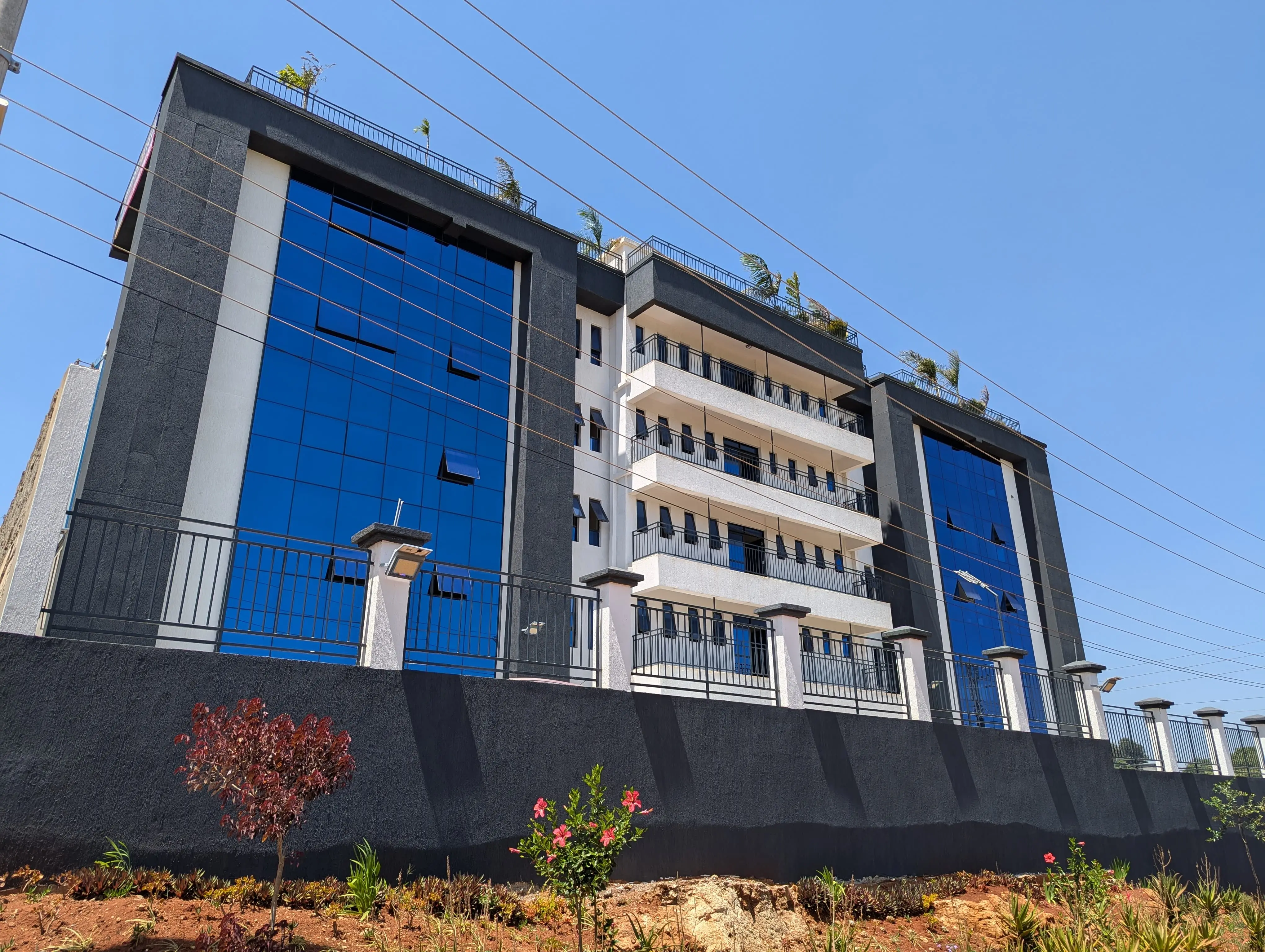 Office Spaces For Lease in Tatu City, Kiambu.(667 sqft to 2332 sqft)